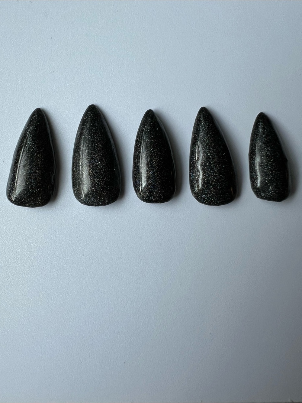Black Glitter Stiletto Press-On Nails — Sparkling Ready-To-Wear Set